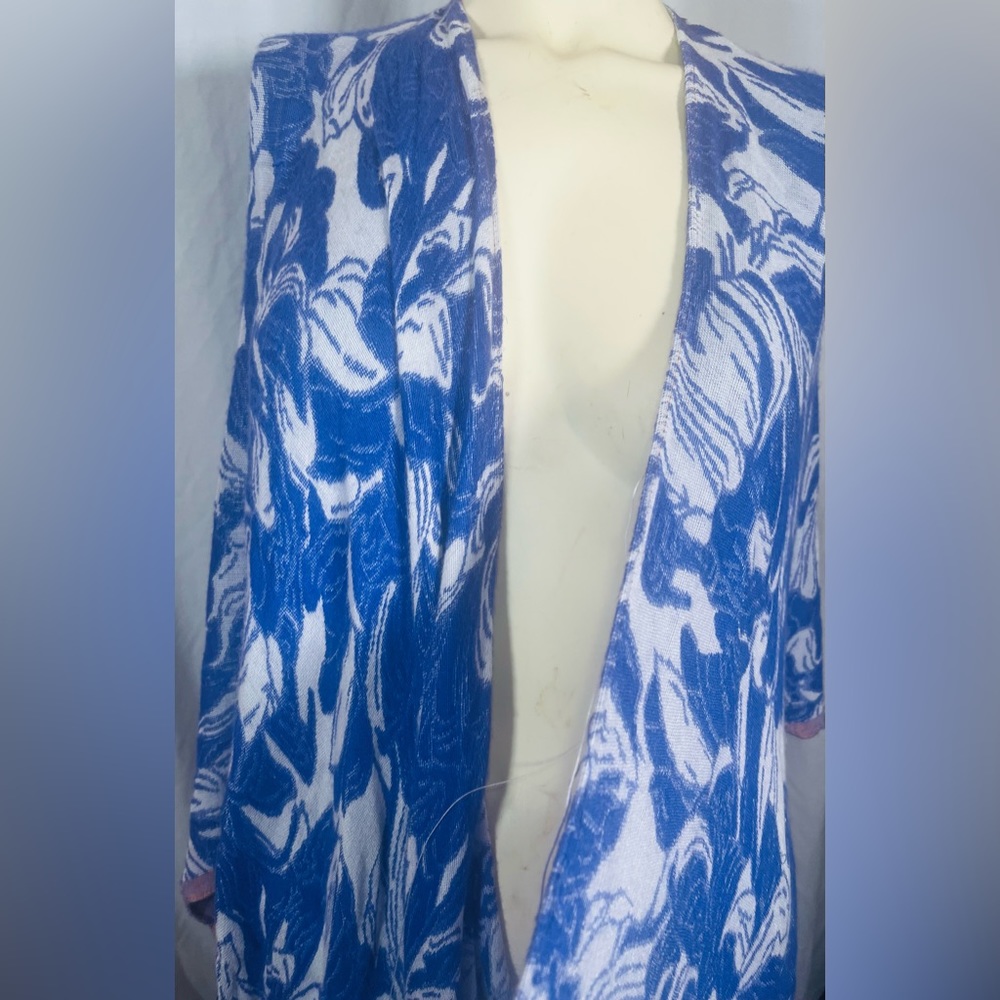 Anna and Ava one size purple and white coverup